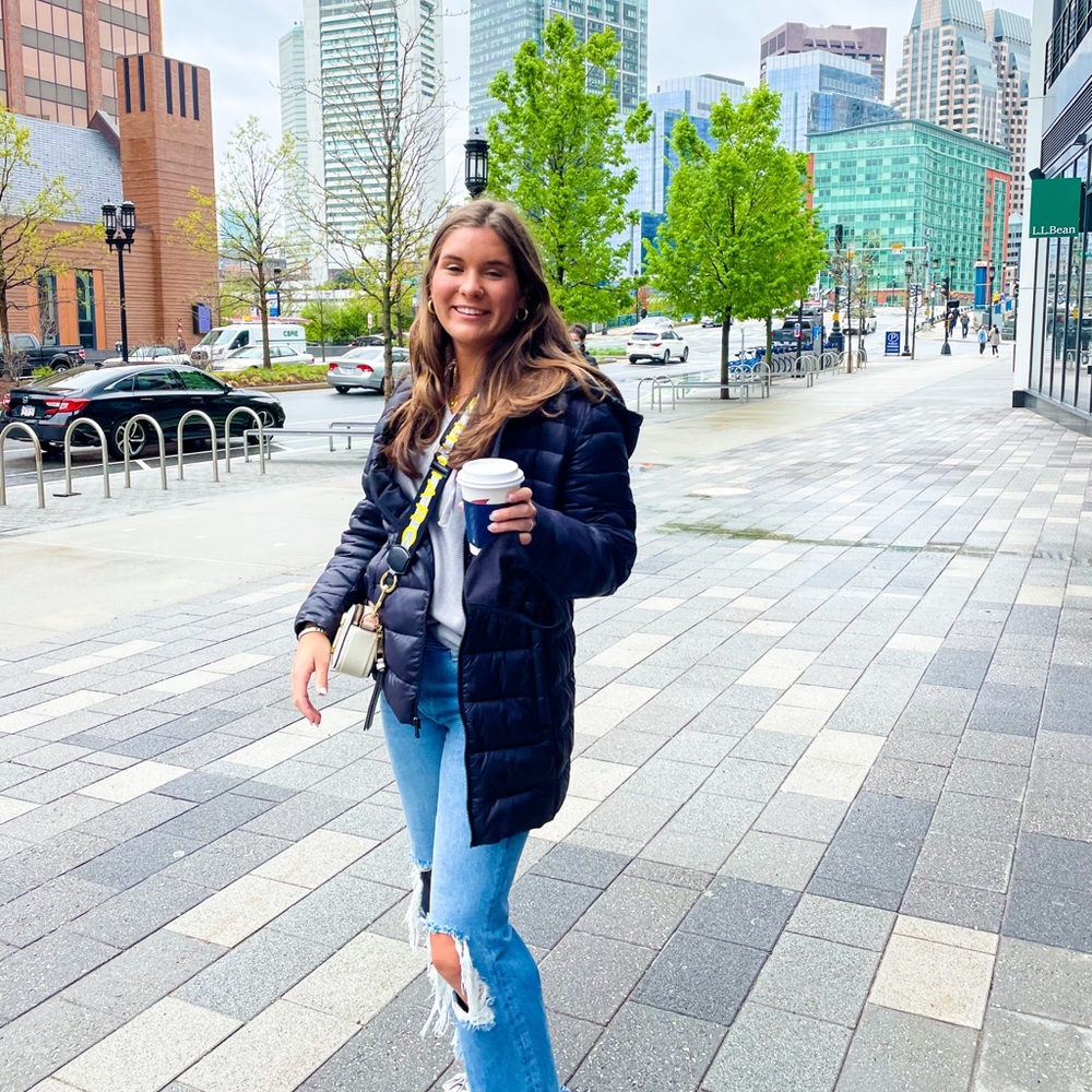 Meet your Posher, Sierra